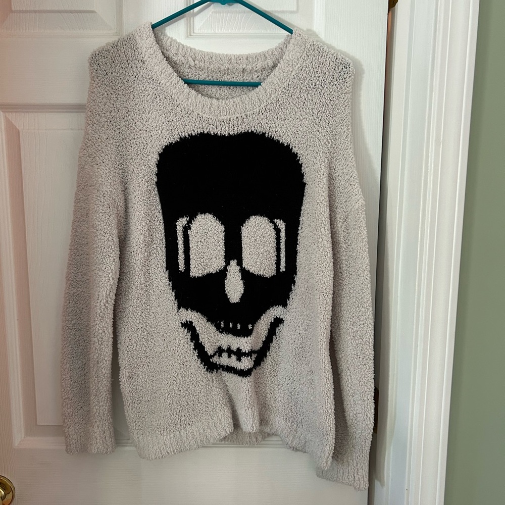 Fuzzy/nubby off white skull sweater